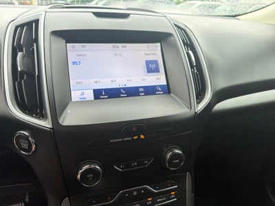 2020 Ford Edge SE