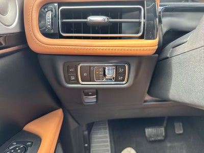 2023 Lincoln Nautilus Black Label