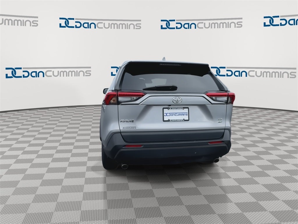 2023 Toyota RAV4 LE