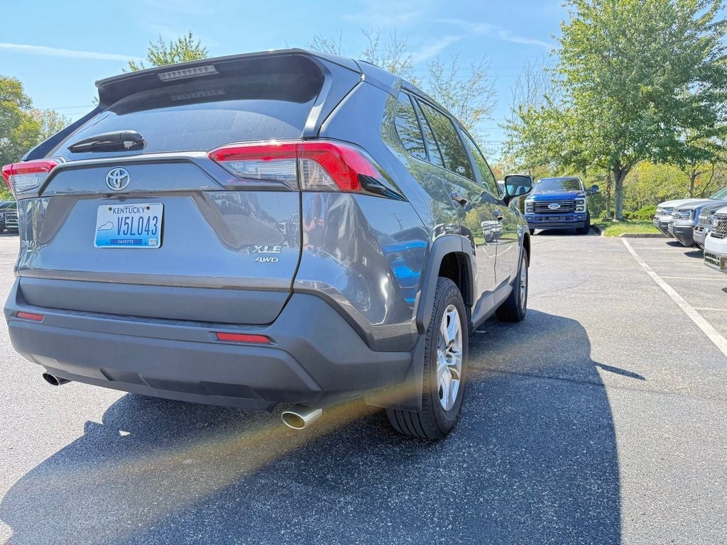 2025 Toyota RAV4 XLE
