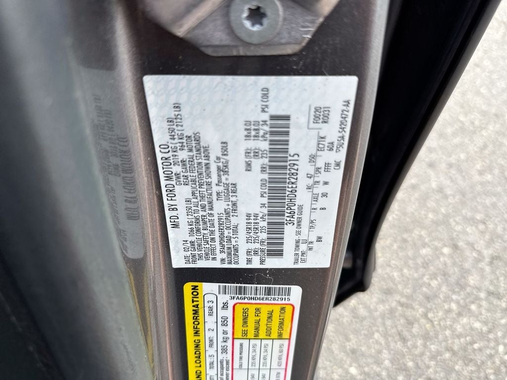 2014 Ford Fusion SE
