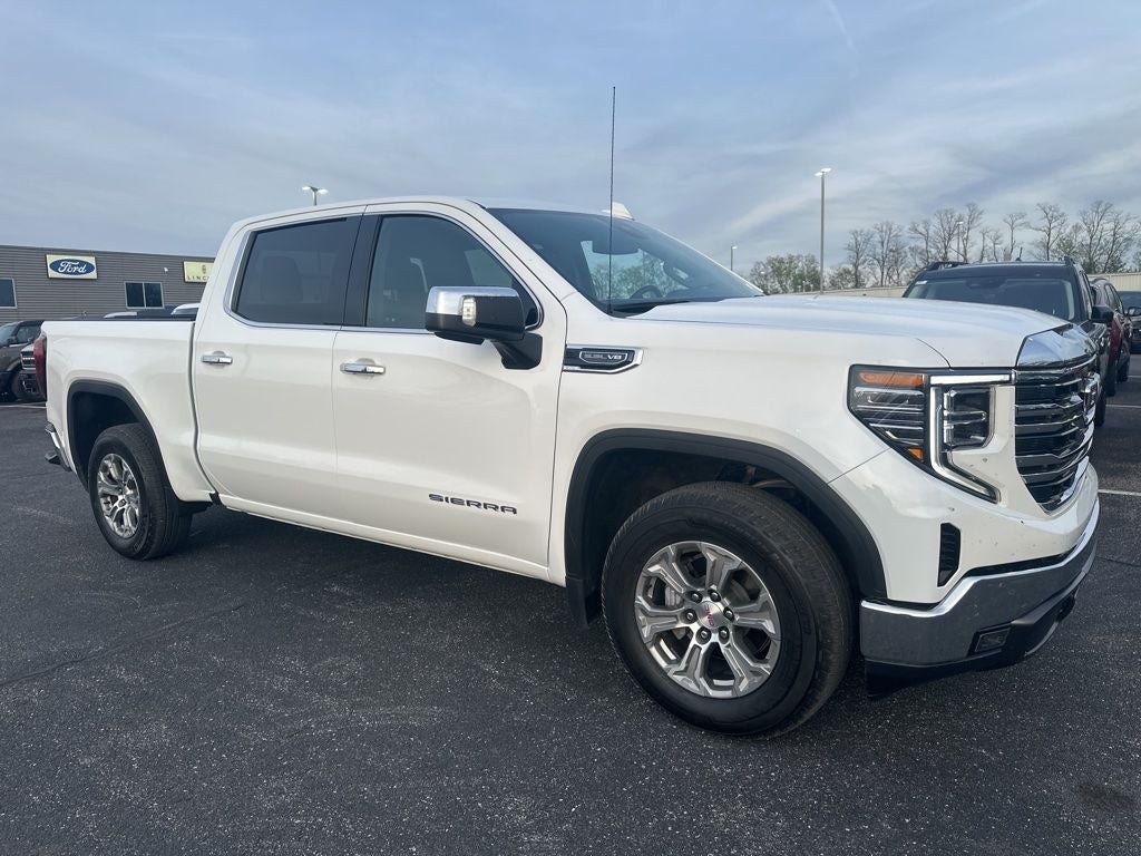2025 GMC Sierra 1500 SLT