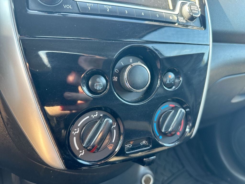 2018 Nissan Versa 1.6 SV