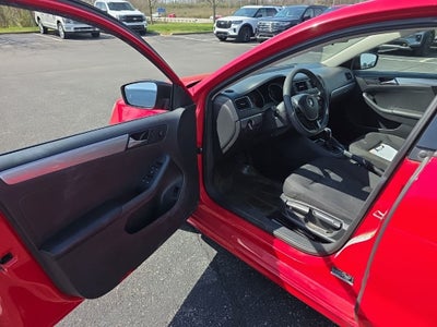 2015 Volkswagen Jetta 1.8T SE