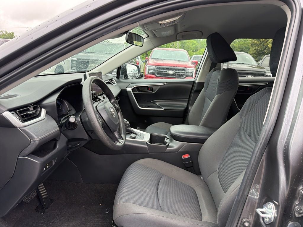 2023 Toyota RAV4 Hybrid LE