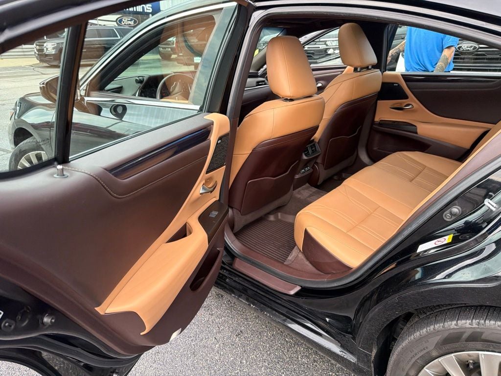 2019 Lexus ES 350 Luxury