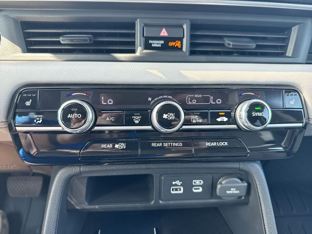 2025 Honda Pilot Base