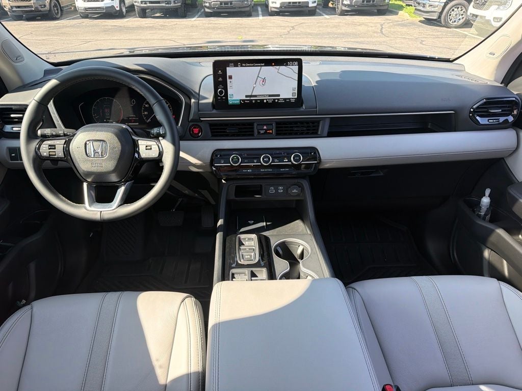 2025 Honda Pilot Base