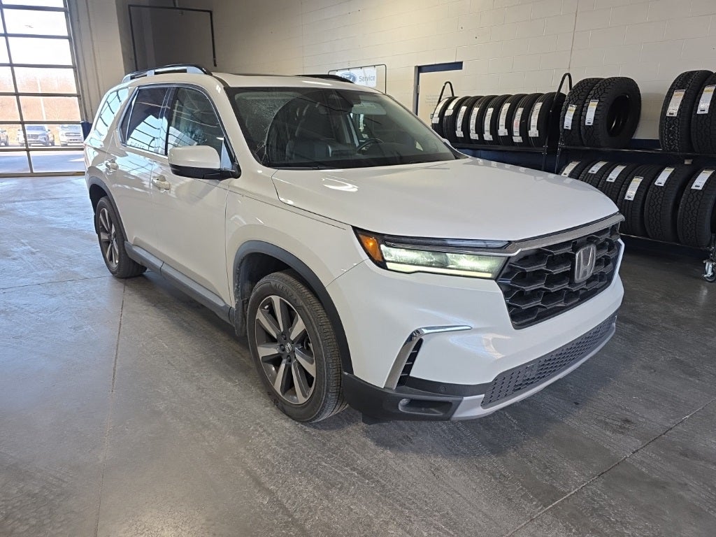 2025 Honda Pilot Base