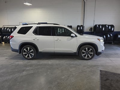 2025 Honda Pilot Base