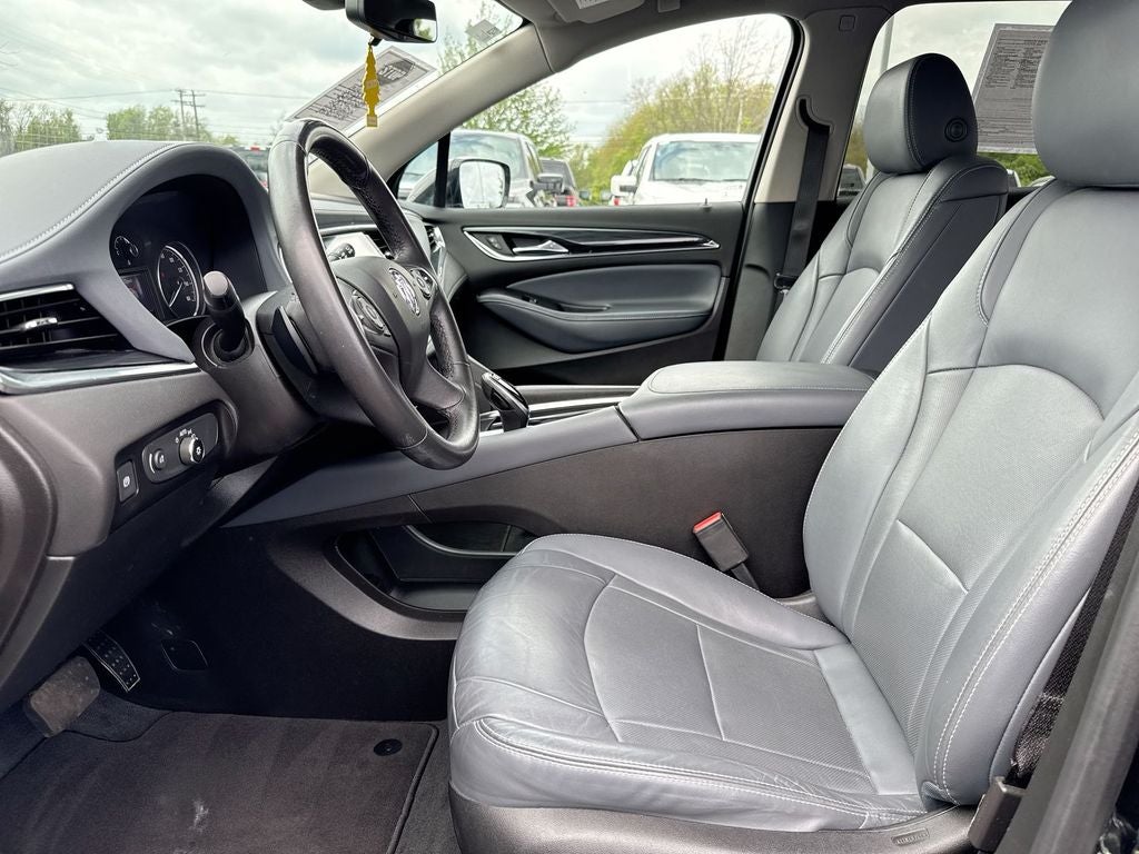 2021 Buick Enclave Essence