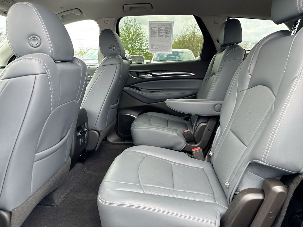 2021 Buick Enclave Essence