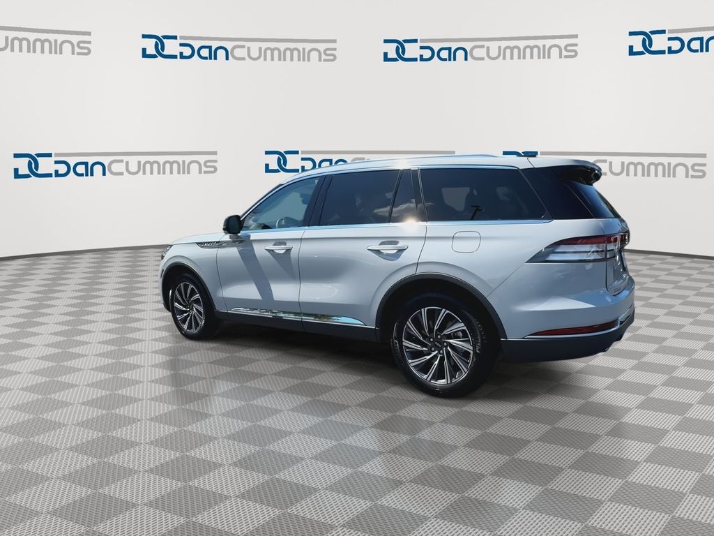 2027 Lincoln Aviator Premiere