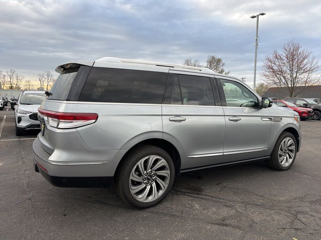 2023 Lincoln Navigator Reserve