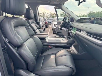 2027 Lincoln Navigator Reserve