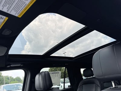 2027 Lincoln Navigator L Reserve