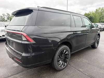 2027 Lincoln Navigator L Reserve