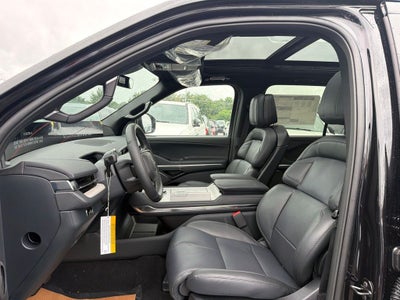 2027 Lincoln Navigator L Reserve