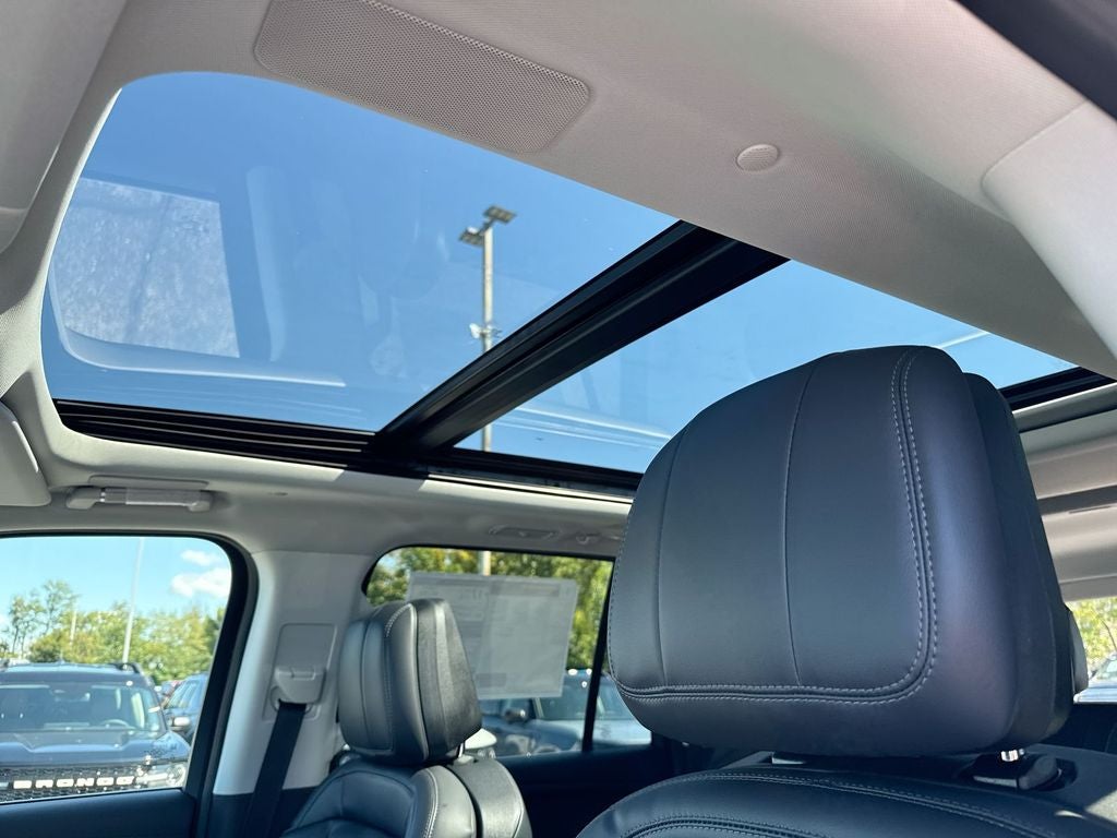 2027 Lincoln Navigator L Reserve
