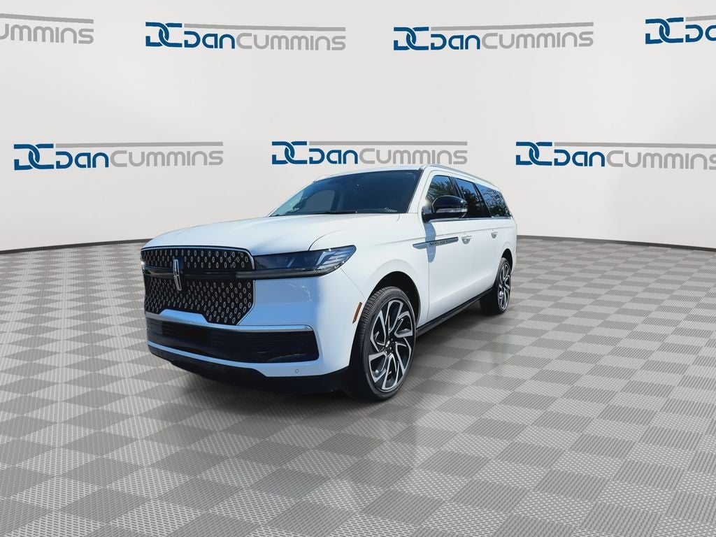 2027 Lincoln Navigator L Reserve