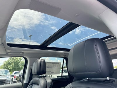 2027 Lincoln Navigator L Reserve