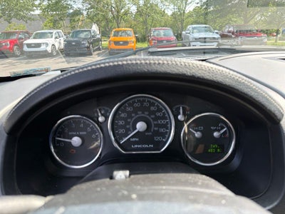 2006 Lincoln Mark LT Base