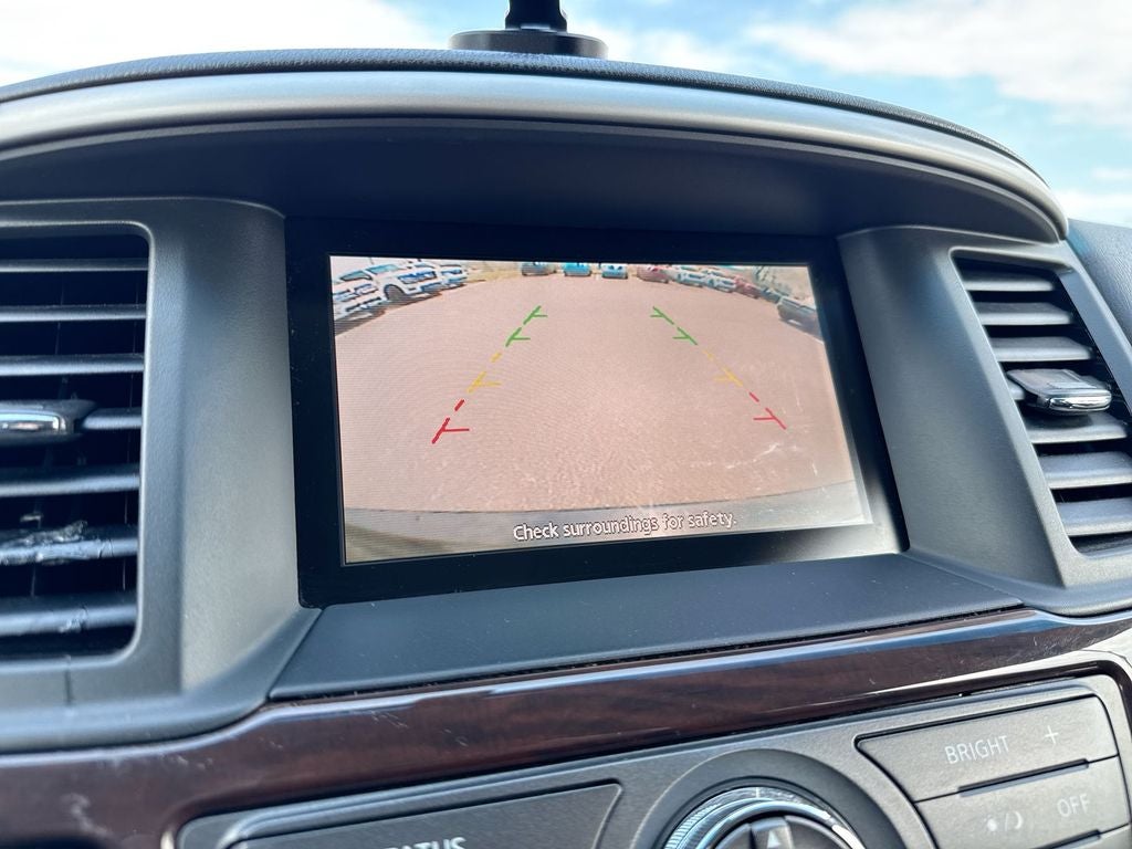 2015 Nissan Pathfinder SL