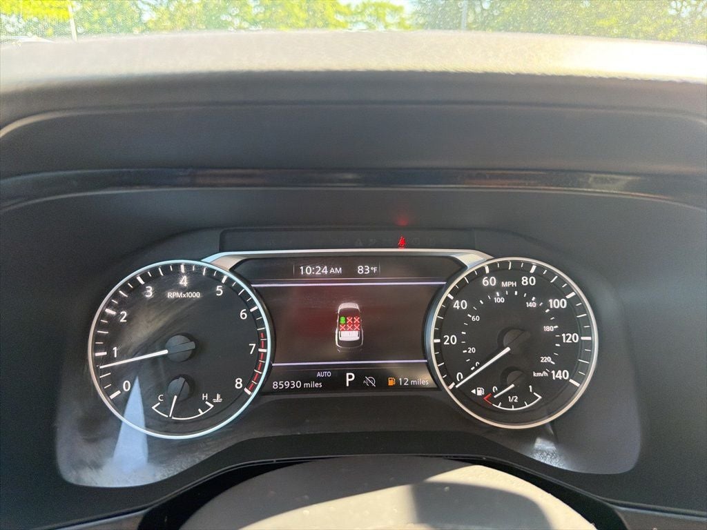 2023 Nissan Pathfinder SV