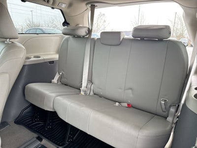 2017 Toyota Sienna XLE