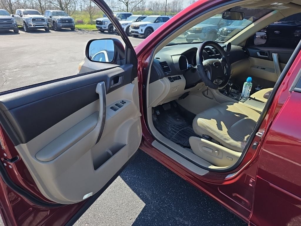 2010 Toyota Highlander SE