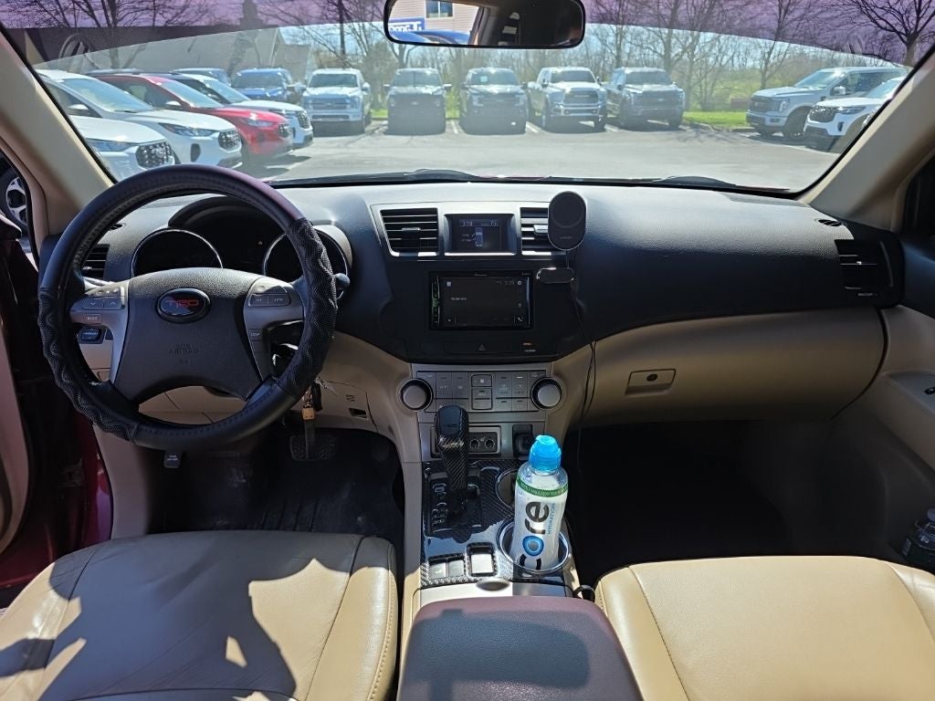 2010 Toyota Highlander SE