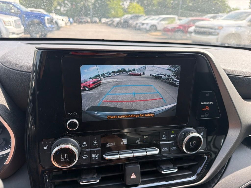 2023 Toyota Highlander XLE