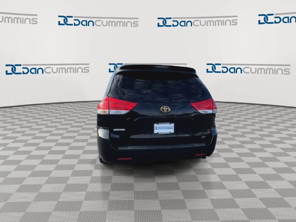 2014 Toyota Sienna LE