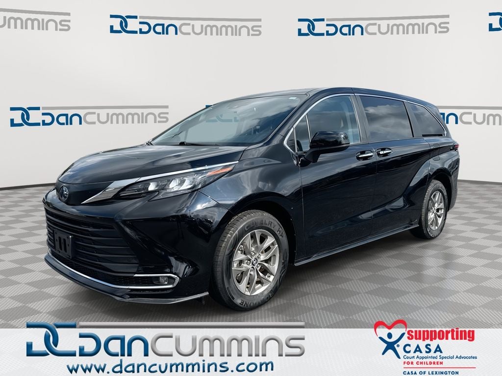 2024 Toyota Sienna XLE