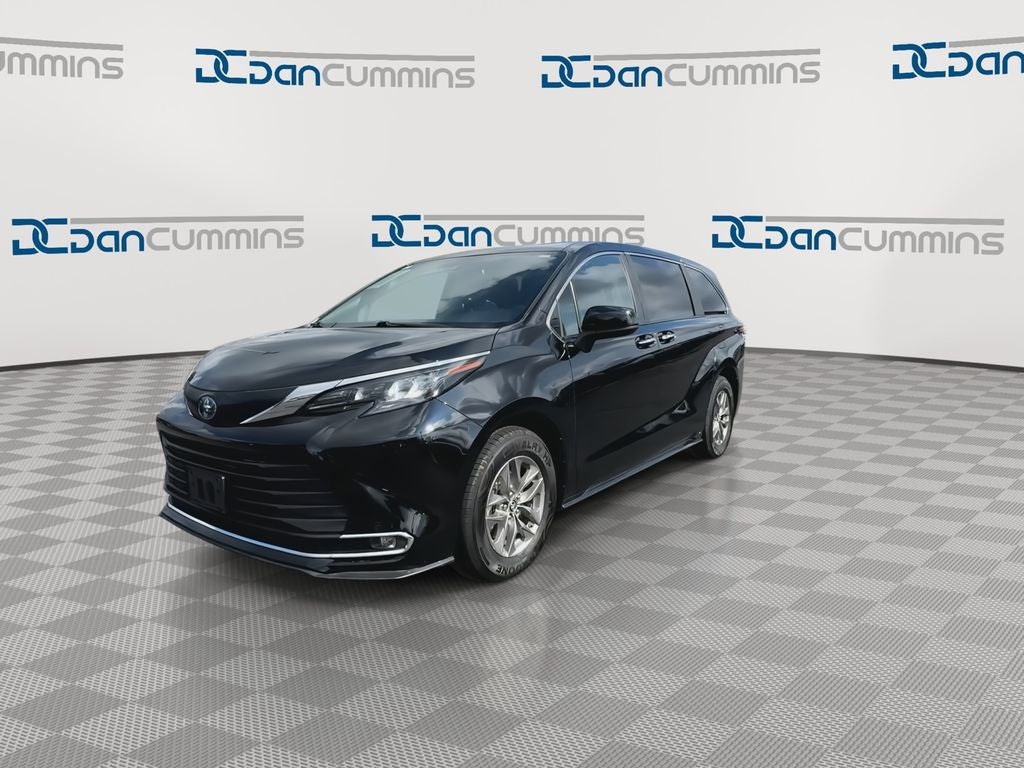 2024 Toyota Sienna XLE