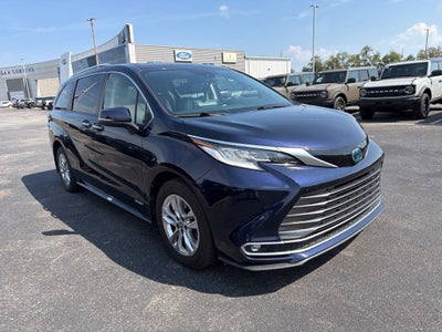 2021 Toyota Sienna Limited