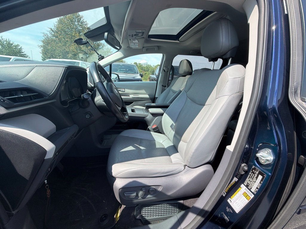 2021 Toyota Sienna Limited