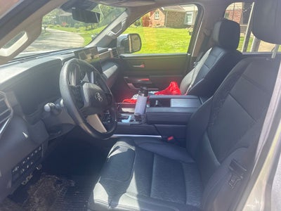 2024 Toyota Sequoia SR5