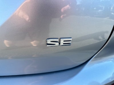 2024 Mitsubishi Outlander SE Black Edition w/Pano Roof