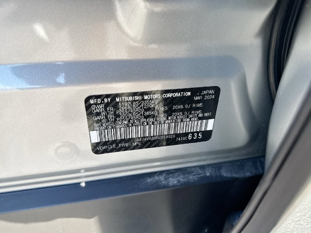 2024 Mitsubishi Outlander SE Black Edition w/Pano Roof