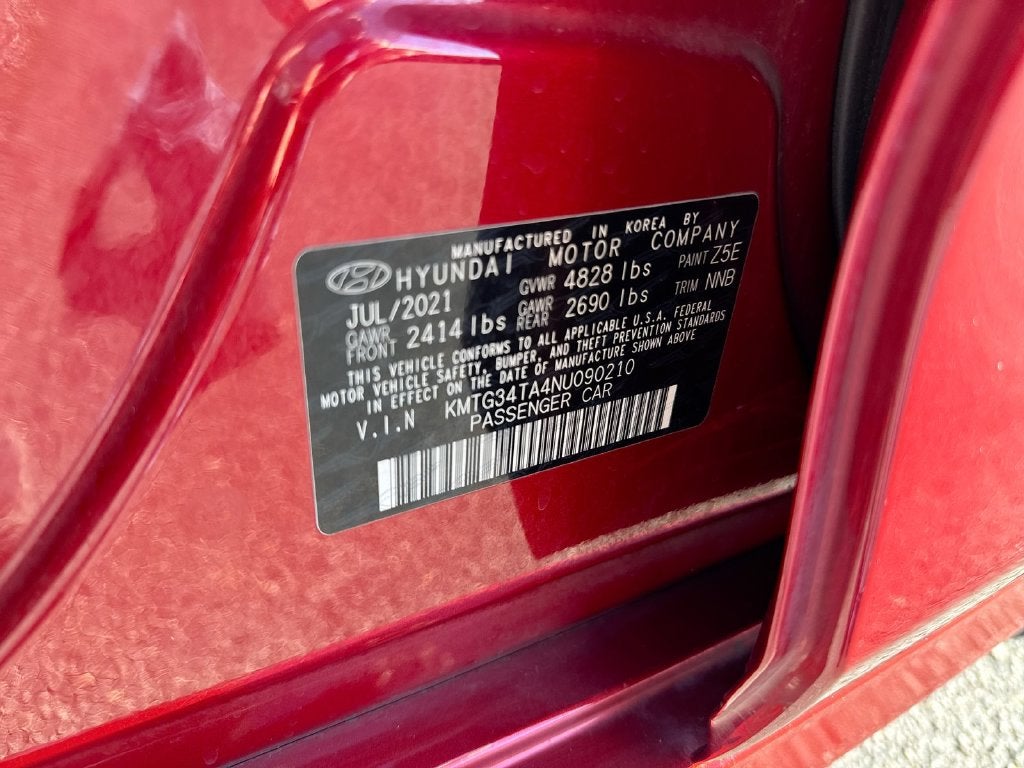 2022 Genesis G70 2.0T