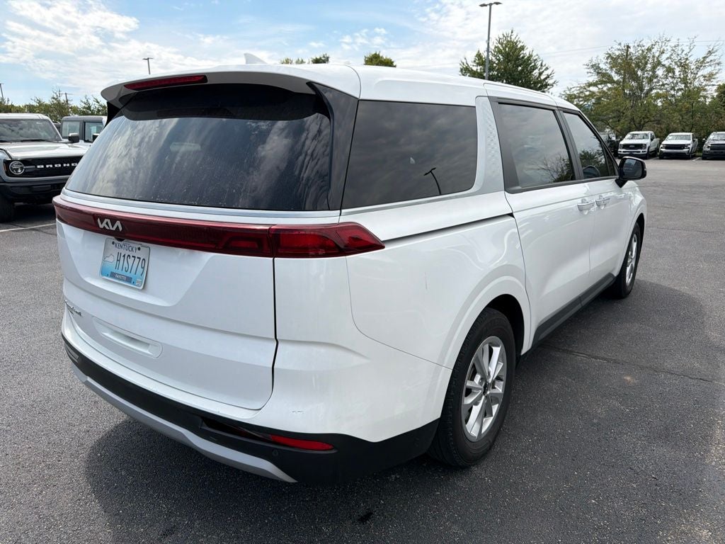 2022 Kia Carnival LX