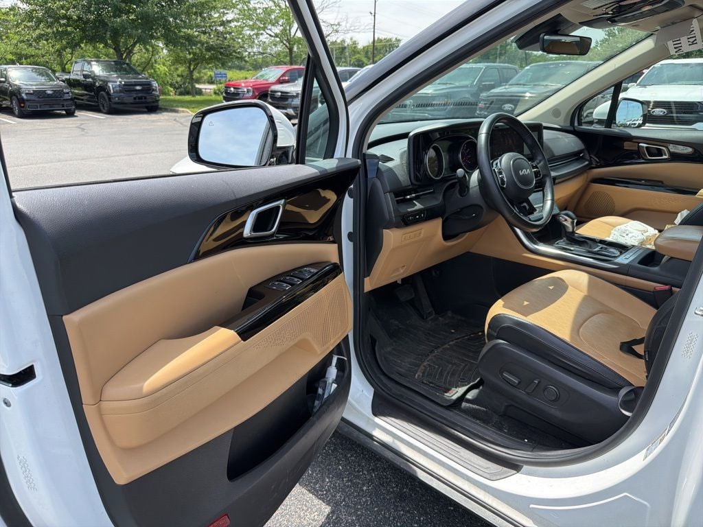 2022 Kia Carnival EX