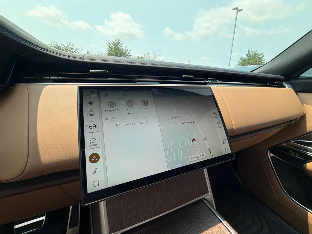 2024 Land Rover Range Rover SE