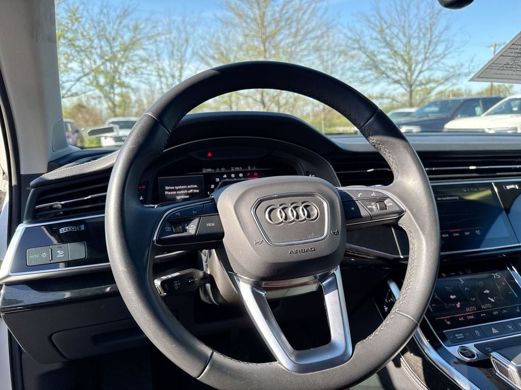 2024 Audi Q7 45 Premium Plus