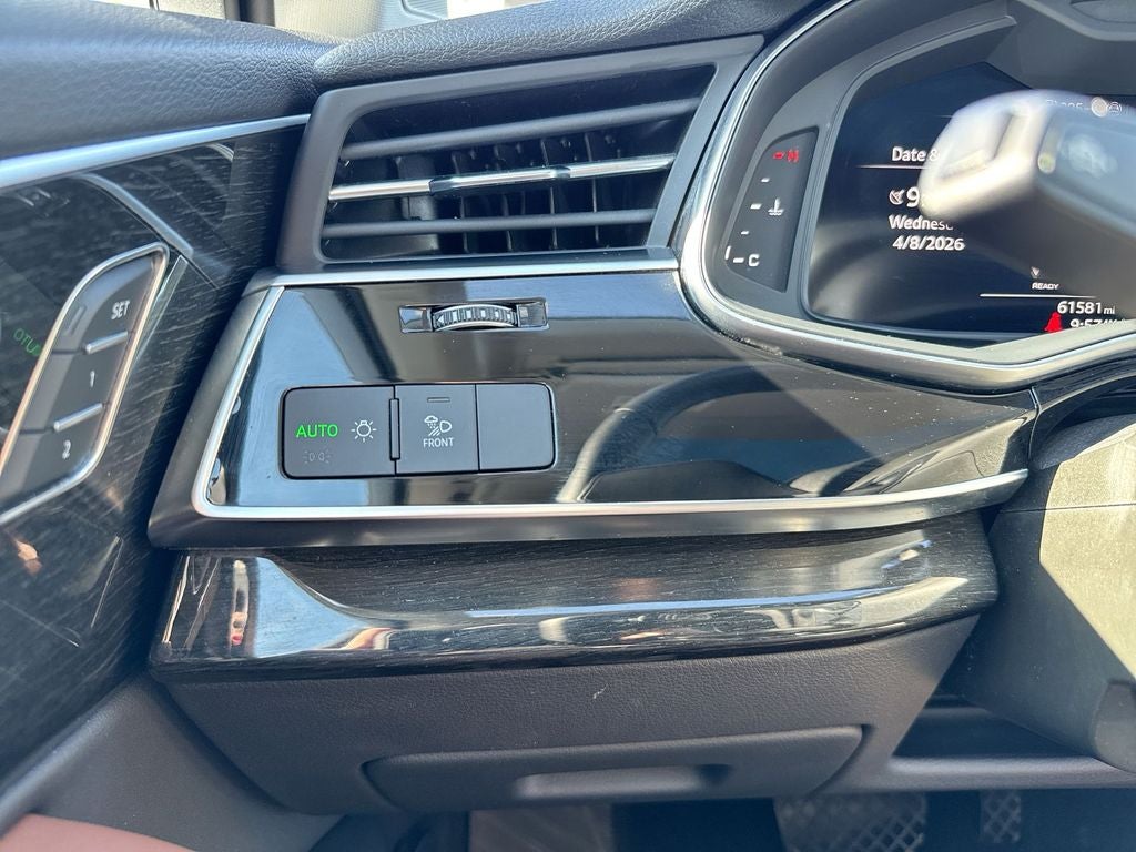 2024 Audi Q7 45 Premium Plus