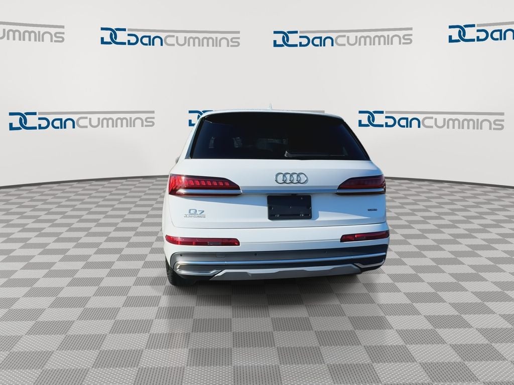 2024 Audi Q7 45 Premium Plus