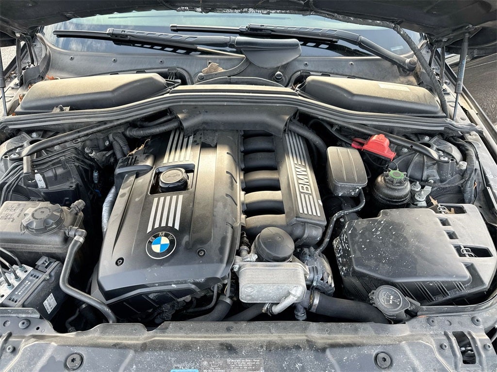 2010 BMW 5 Series 528i