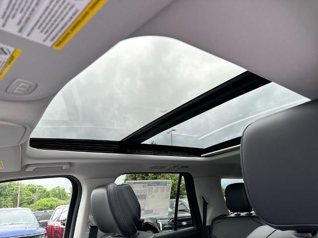 2026 Ford Expedition Base