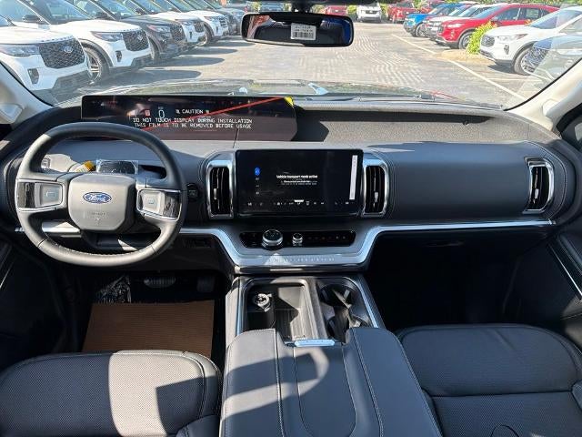 2026 Ford Expedition Base
